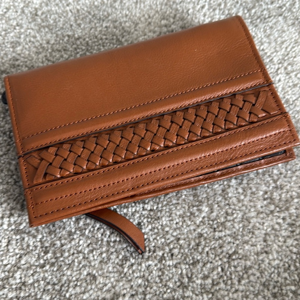 Brighton wallet